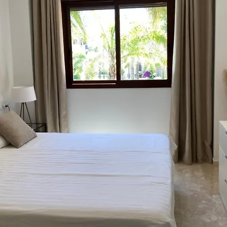 Oasis Costalita Ii Apartment *